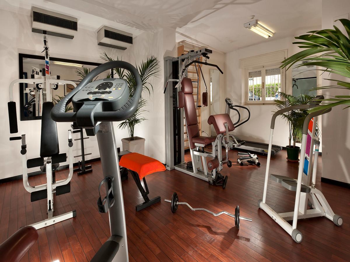 Hotel Nord Est Cattolica Kültér fotó