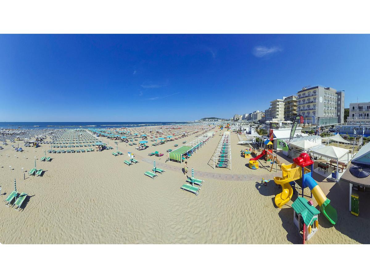 Hotel Nord Est Cattolica Kültér fotó